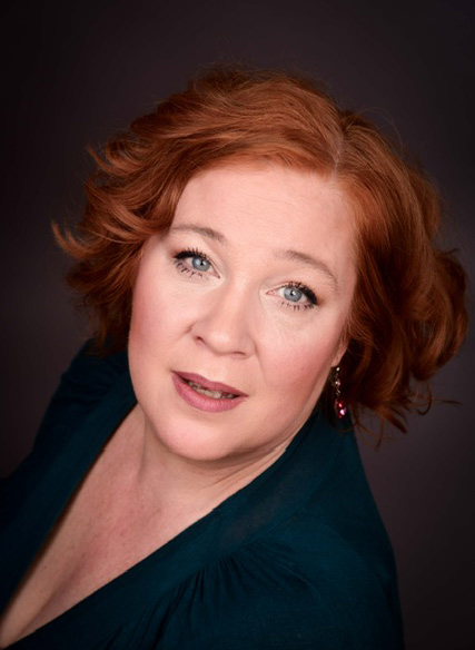 Helena Koehne, Mezzo Soprano - <em>Klytämnestra</em>